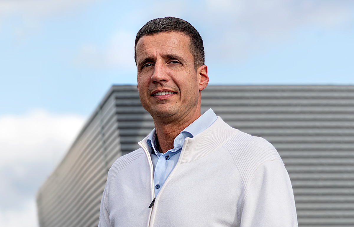 Bob Avezaat